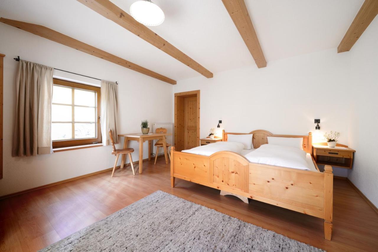 Ferienwohnungen Peisserhof ジリアン エクステリア 写真